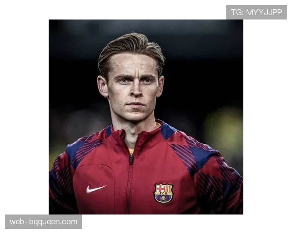 特写:国家德比中,楚阿梅尼与德容在中场的激烈缠斗贯穿全场。 特写:国家德比中,楚阿梅尼与德容在中场的激烈缠斗贯穿全场。