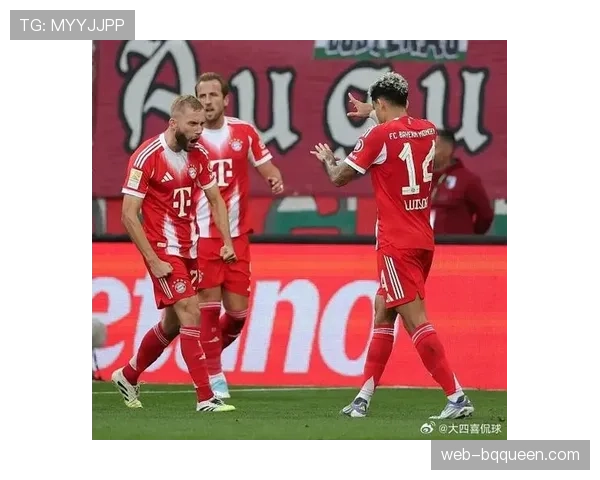 拜仁5-0圣保利战术复盘：孔帕尼2-4-4极端阵型如何撕裂防线